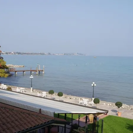 Lugana Parco Al فندق سيرمِيوني