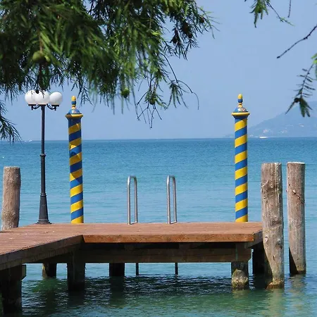 فندق Lugana Parco Al 3*