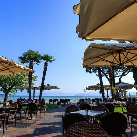 فندق Lugana Parco Al سيرمِيوني