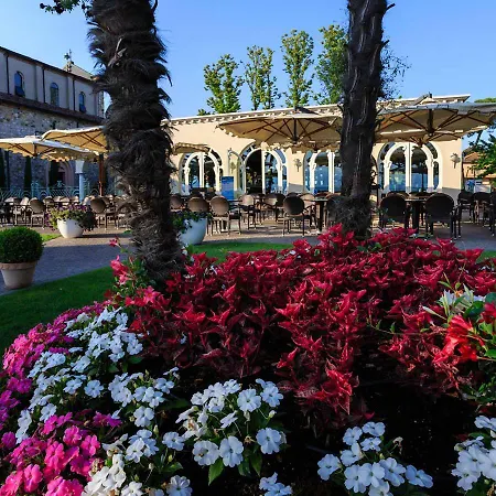 Lugana Parco Al سيرمِيوني
